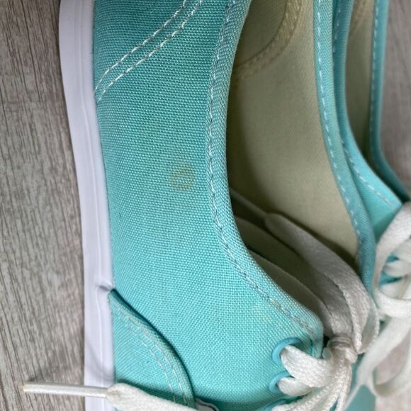 VANS LOW PROFILE DANITY CASUAL CLASSIC EVERYDAY CANVAS SKATER SHOES SIZE 7 - Picture 5 of 13